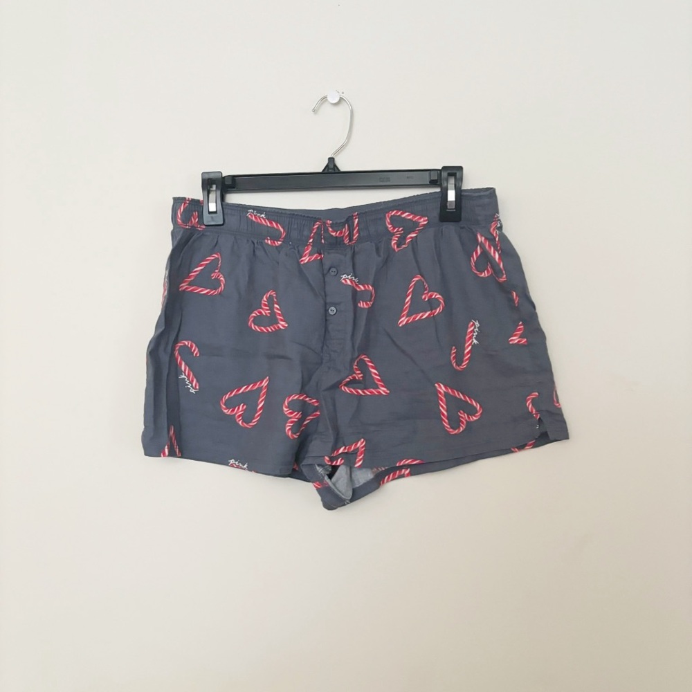PINK Victoria's Secret Sleep Shorts Womens Gray and Red Candy Cane Hearts Size M